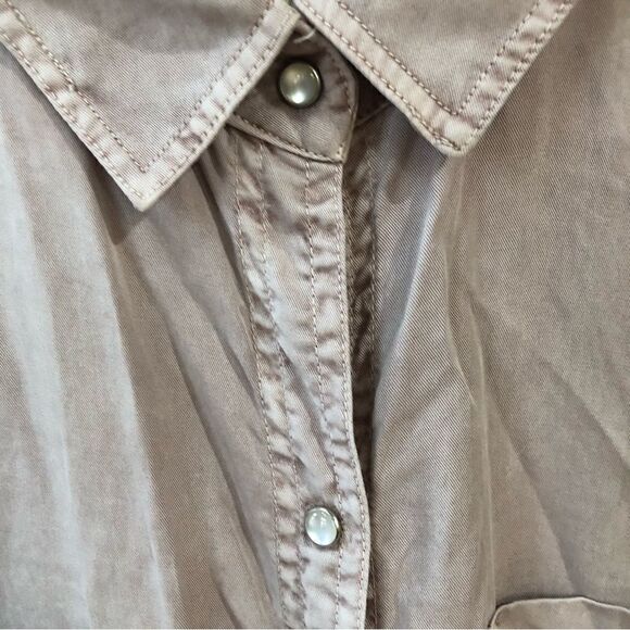 Anthropologie Holding Horses Button Up Shirt - Picture 3 of 4